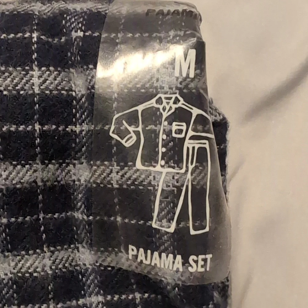 Pajama Set - Picture 2 of 2